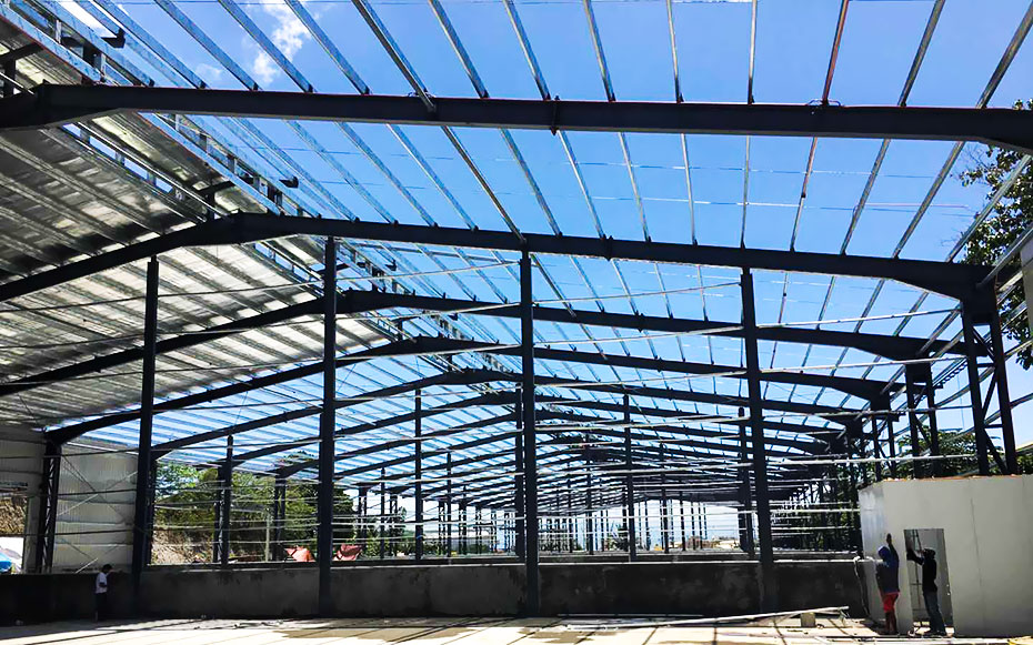 外貿(mào)大型鋼結構倉庫工程案例