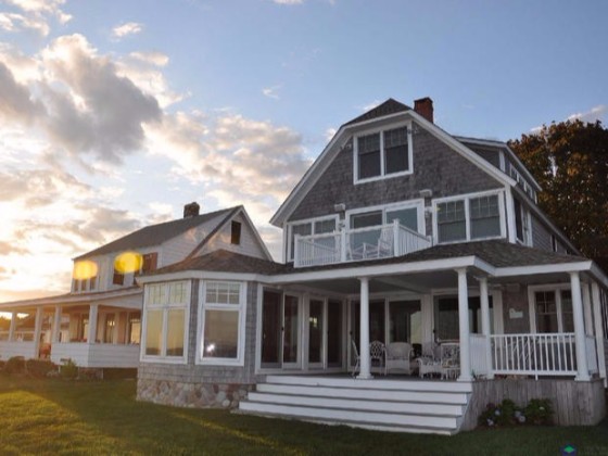 活動板房與輕鋼結構別墅有什么區(qū)別？