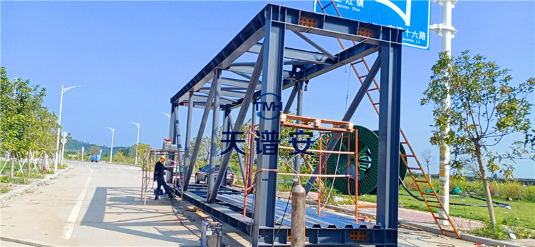 鋼結構人行天橋